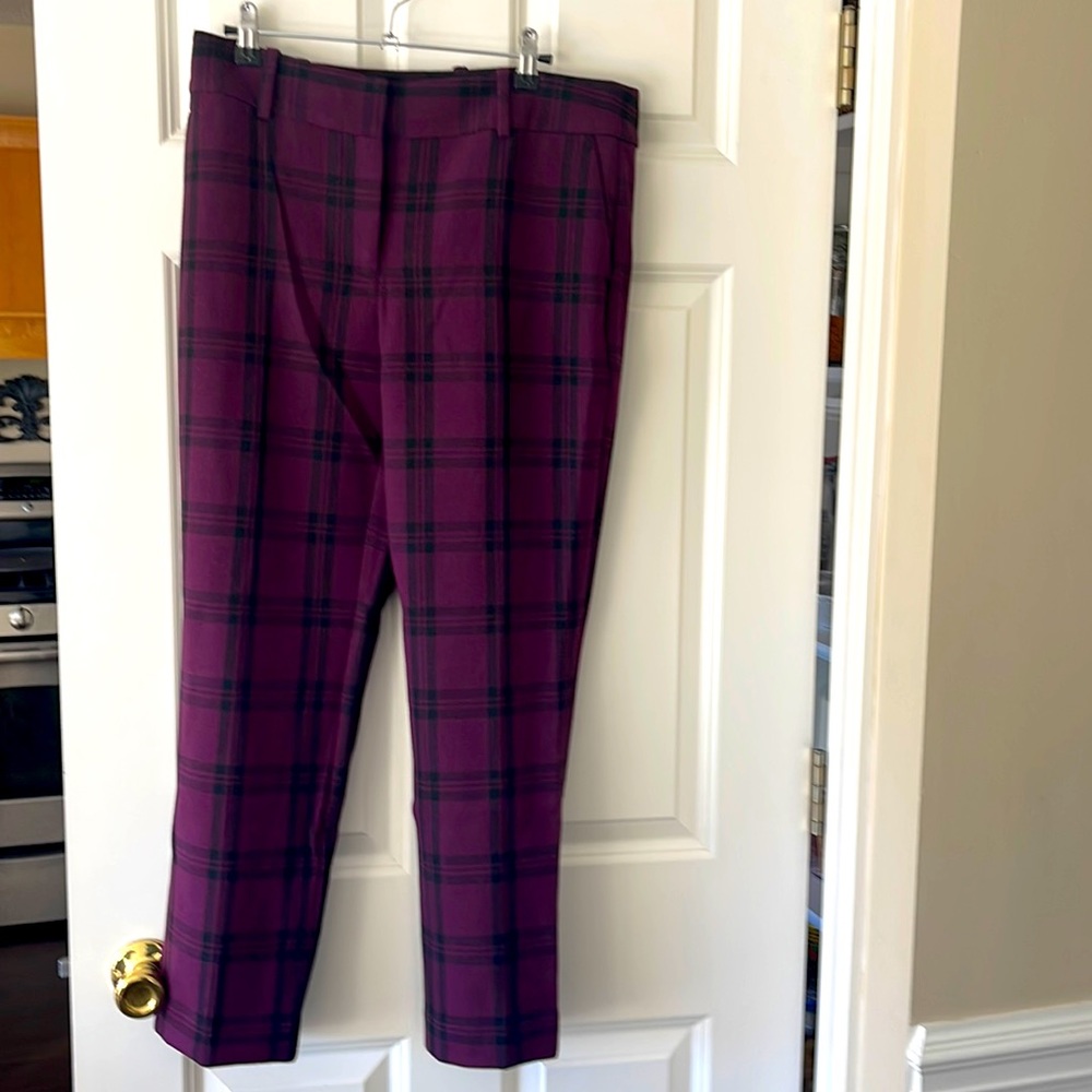 Ann Taylor Factory plaid ankle pants. New with tags size 6
